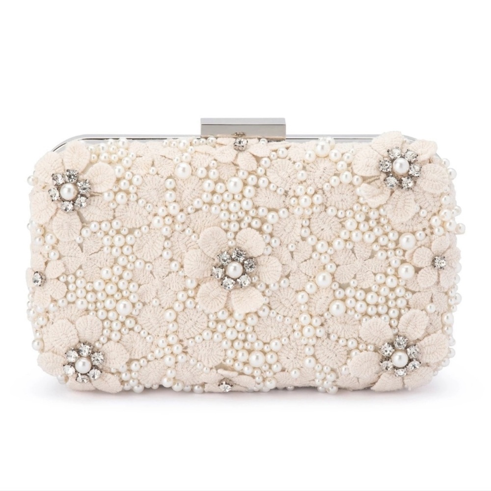 OLGA BERG NWT Pristine wedding/special event clutch or small shoulder bag.